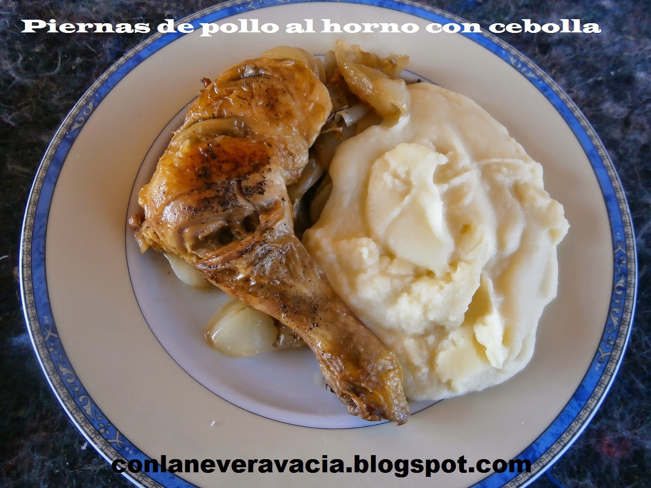 PIERNAS DE POLLO AL HORNO CON CEBOLLA